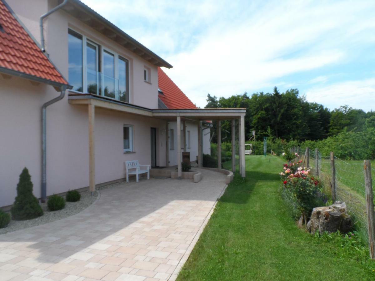 Pension Am Kirschgarten Гьосвайнщайн Екстериор снимка